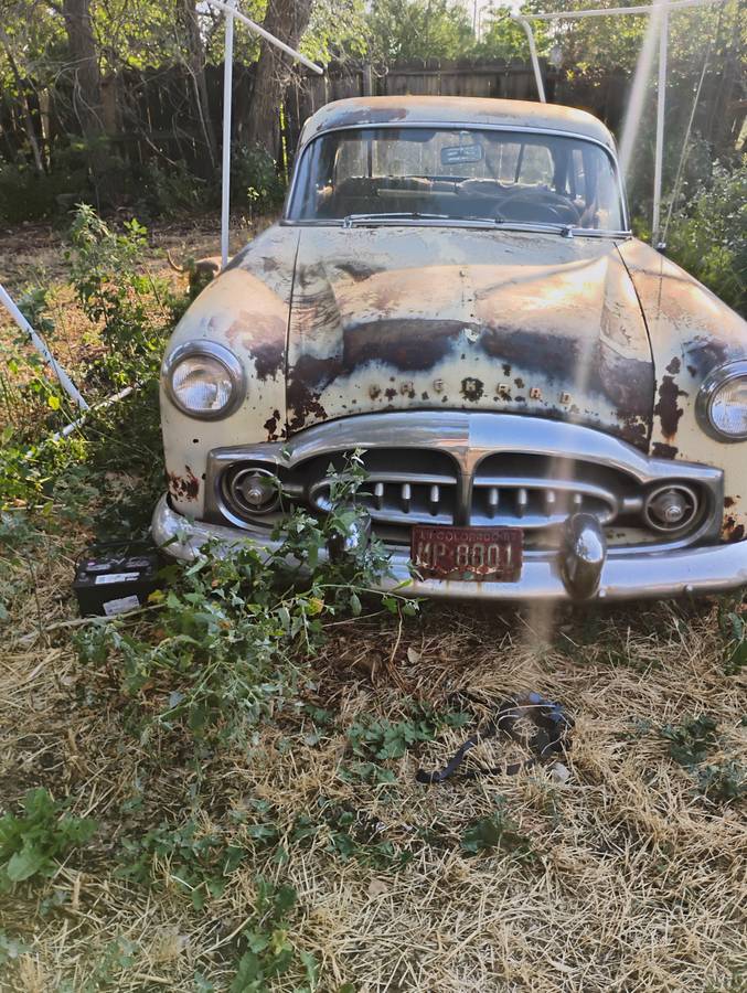 Packard-1951-yellow-1