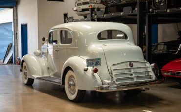 Packard-One-Twenty-1937-2-Door-Sedan-20