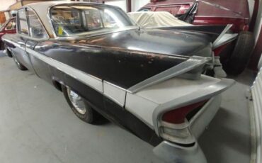 Packard-Other-1958-BlackWhite-RedBlack-16