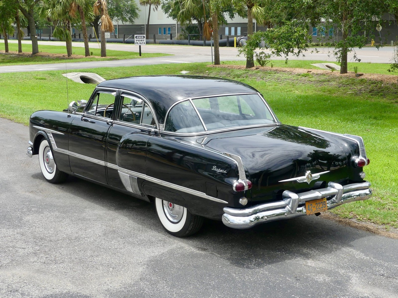 Packard-Patrician-1953-Sedan-12