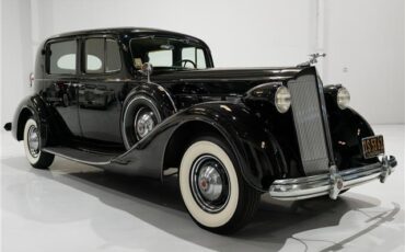 Packard-Super-Eight-1937-Sedan-3