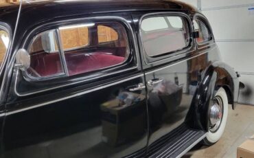 Packard-senior-series-super-8-1940-black-1
