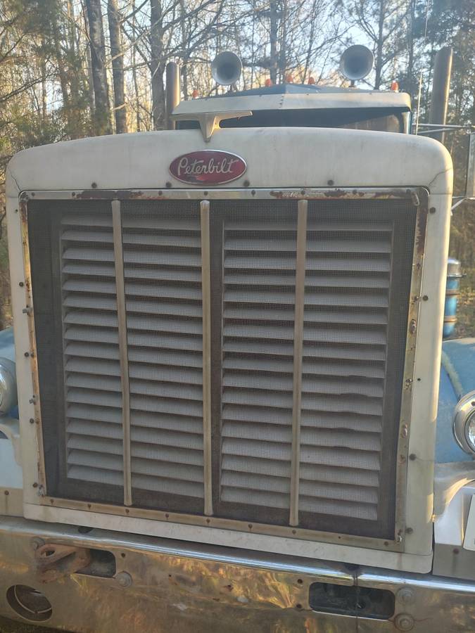 Peterbilt-359-diesel-1971-blue-11