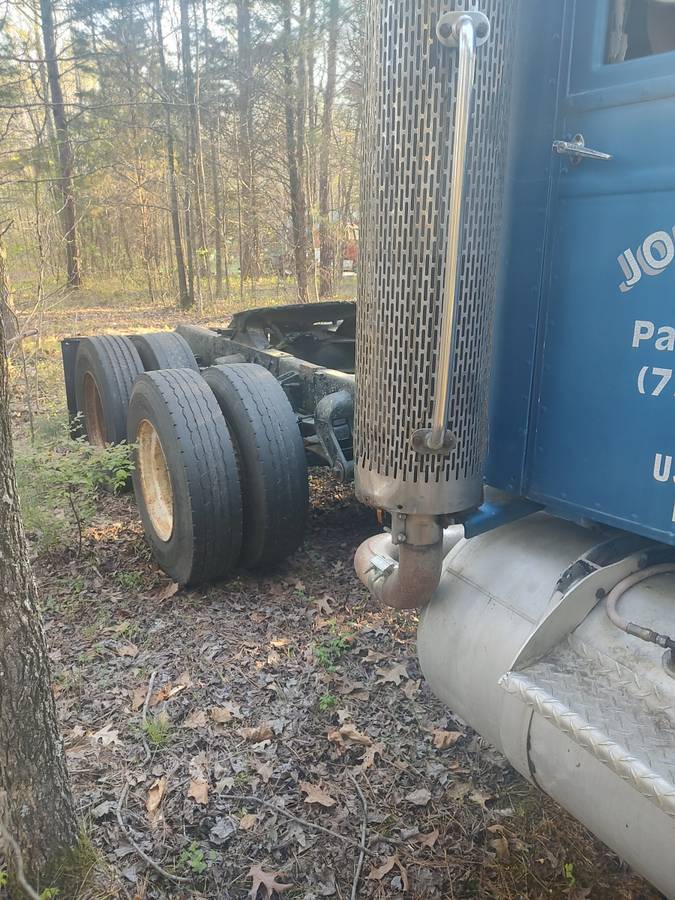 Peterbilt-359-diesel-1971-blue-4