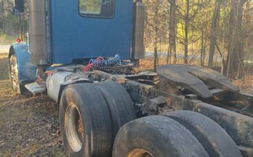 Peterbilt-359-diesel-1971-blue-9