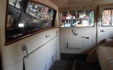 Pierce-arrow-1935-black-12
