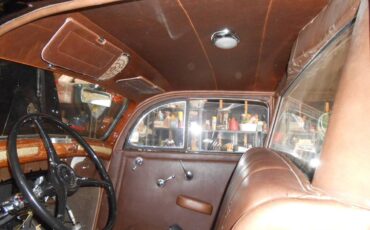 Pierce-arrow-1935-black-15