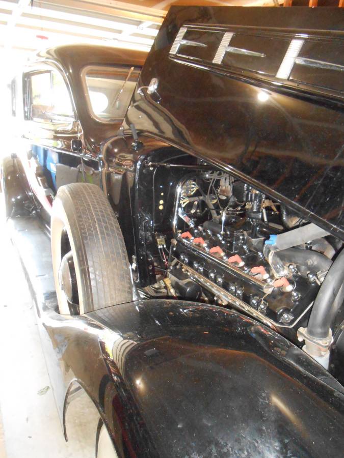 Pierce-arrow-1935-black-18