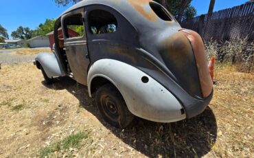 Plymouth-1937-2