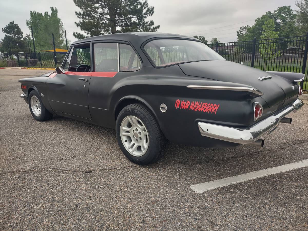 Plymouth-1962-black-2