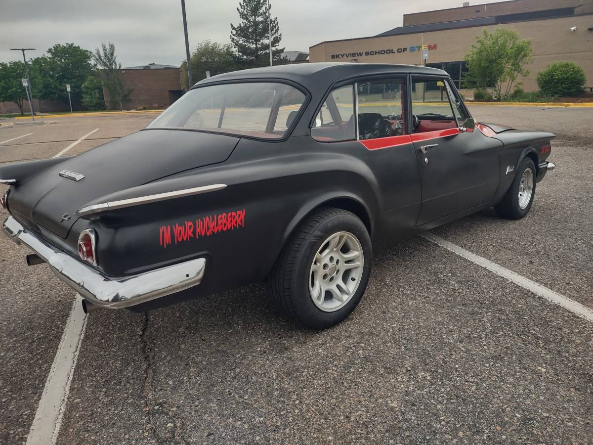 Plymouth-1962-black-3