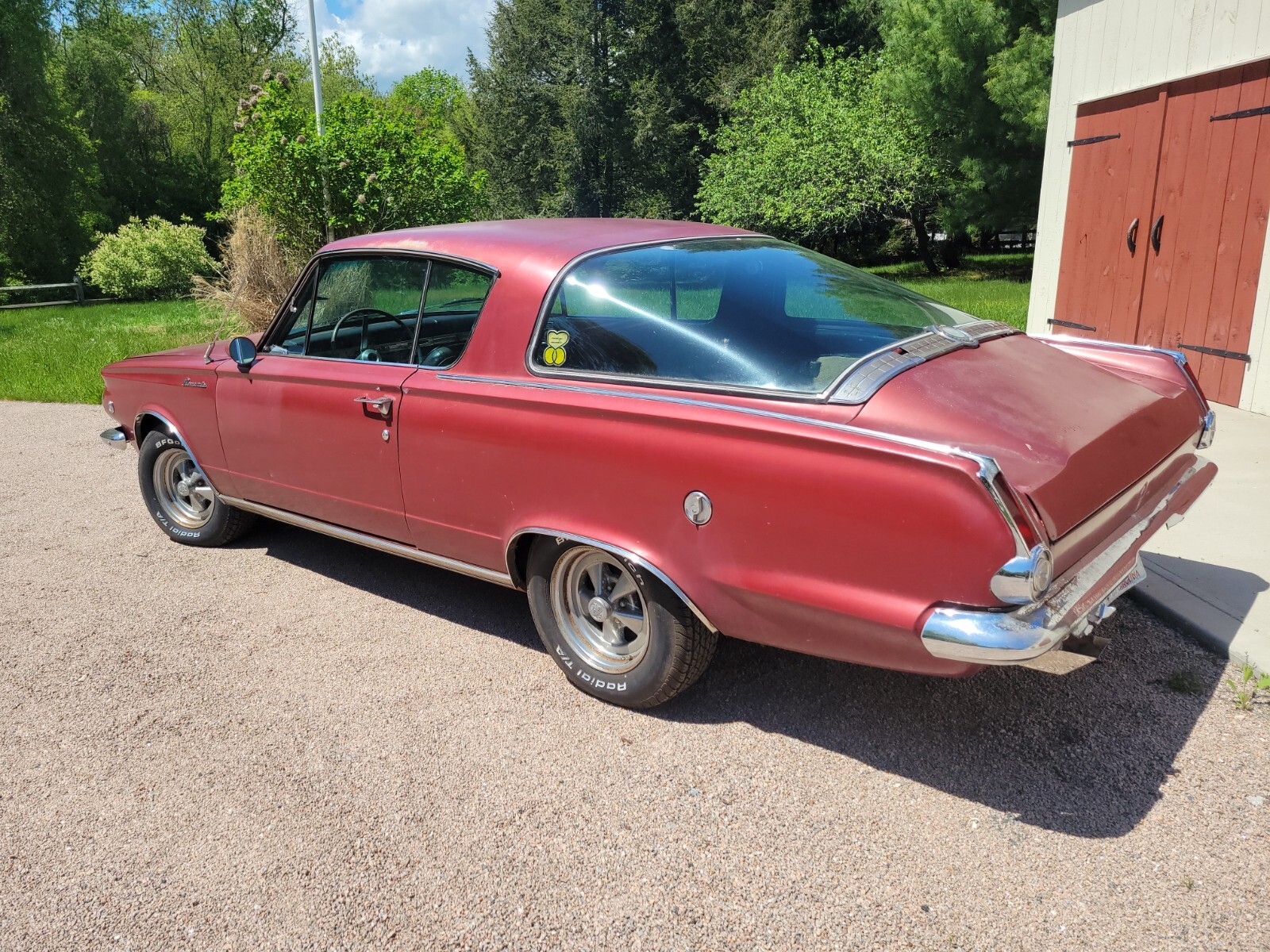 Plymouth-Barracuda-1965-Fastback-1