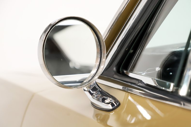 Plymouth-Barracuda-1968-Ember-Gold-Black-12