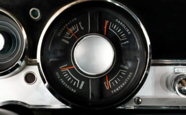 Plymouth-Barracuda-1968-Ember-Gold-Black-17