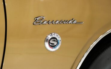 Plymouth-Barracuda-1968-Ember-Gold-Black-23