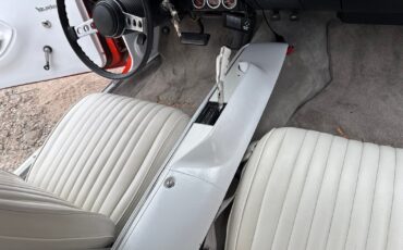 Plymouth-Barracuda-1970-12