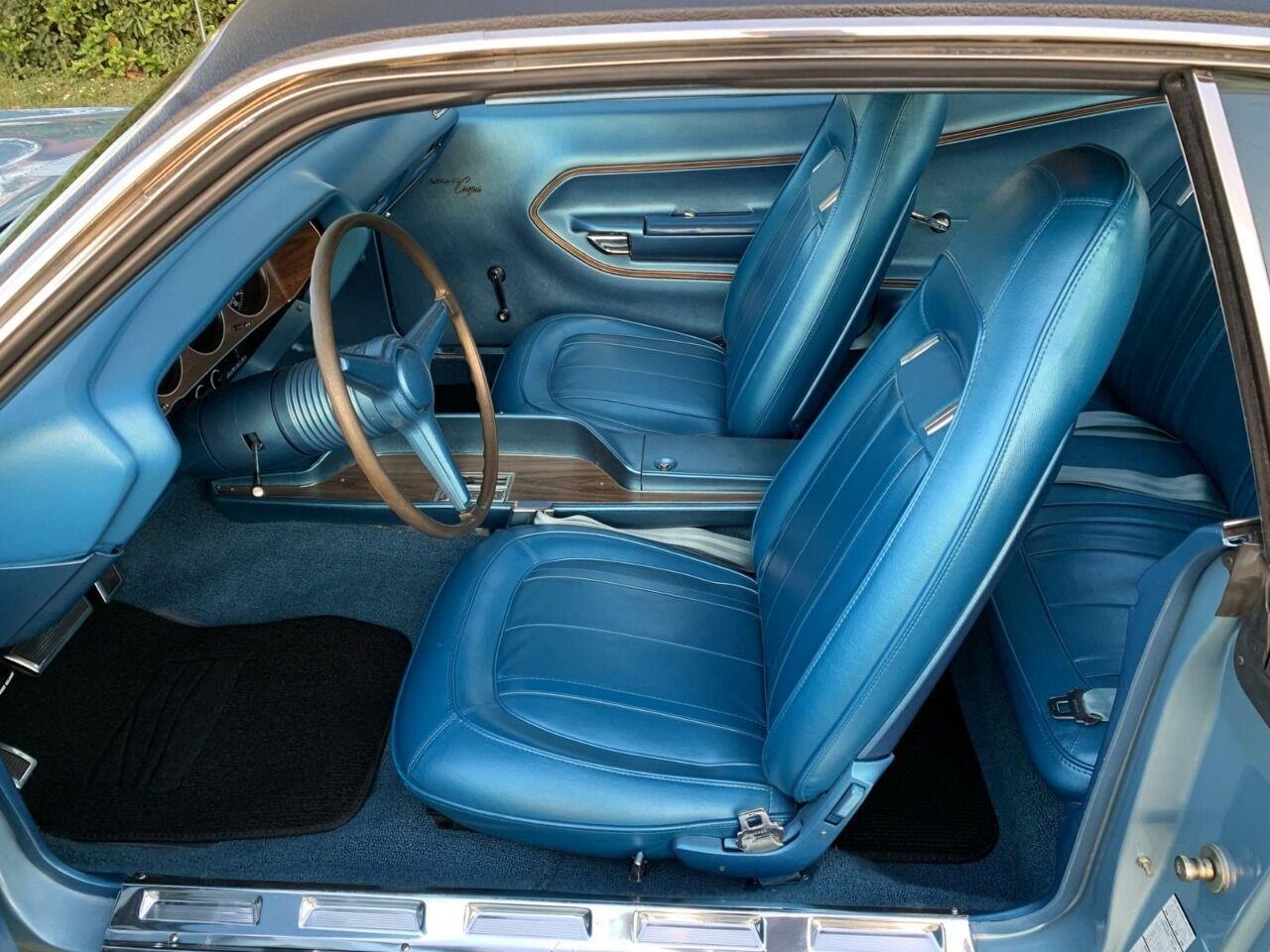 Plymouth-Barracuda-1970-Blue-Blue-10