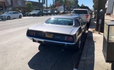 Plymouth-Barracuda-1970-Gray-BlackLight-Gray-4