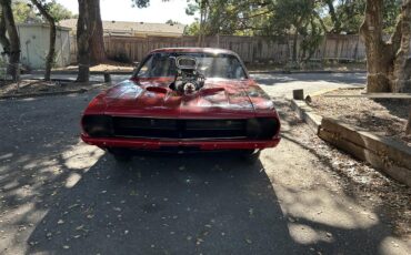Plymouth-Barracuda-1970-Red-Gray-9