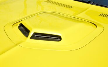 Plymouth-Barracuda-1970-Yellow-Black-1