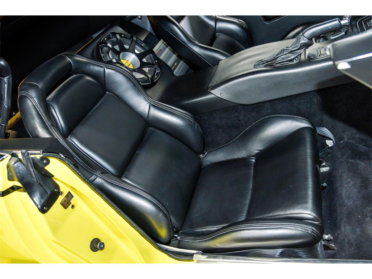 Plymouth-Barracuda-1970-Yellow-Black-12