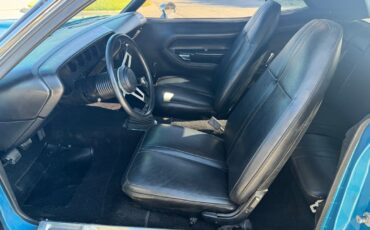 Plymouth-Barracuda-1971-12