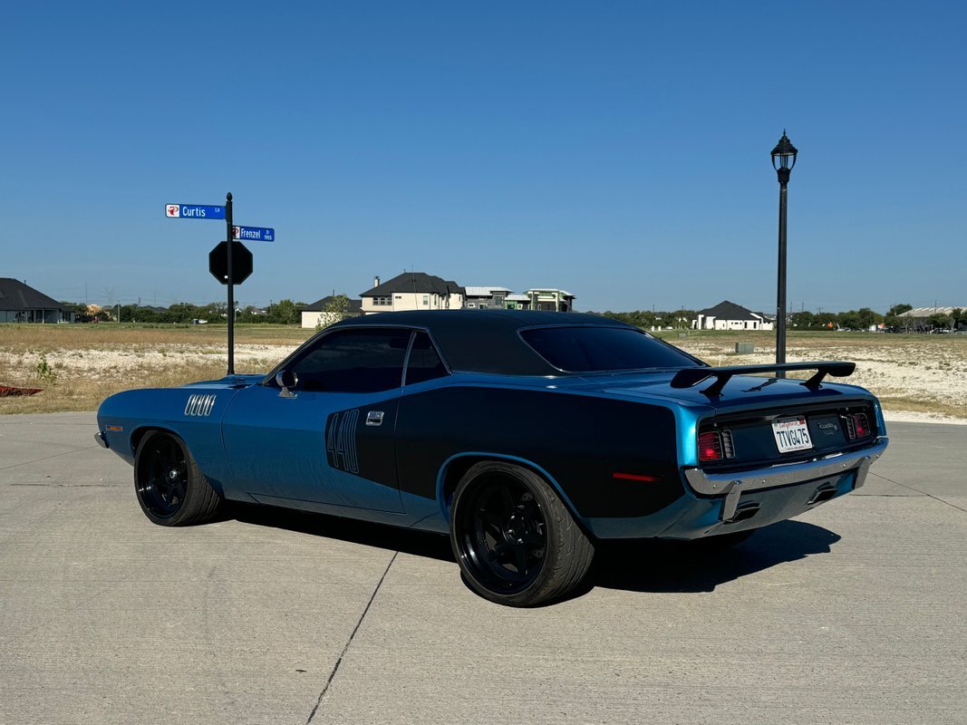 Plymouth-Barracuda-1971-25
