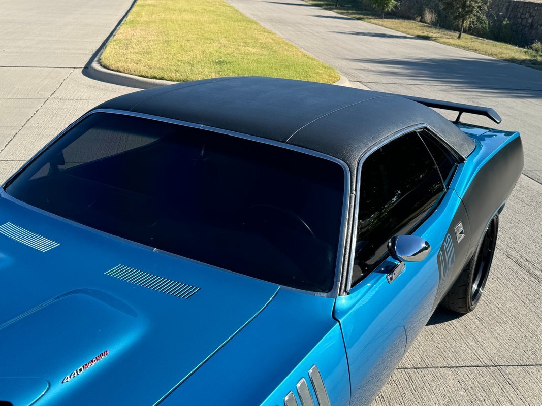 Plymouth-Barracuda-1971-30