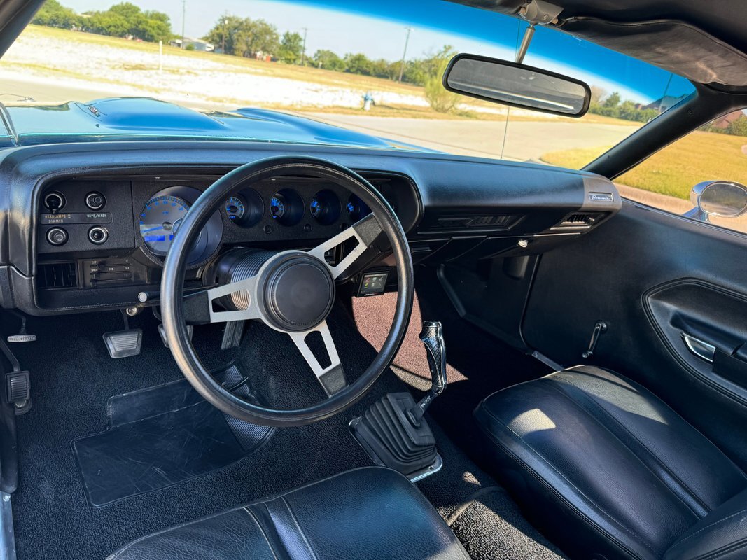 Plymouth-Barracuda-1971-37