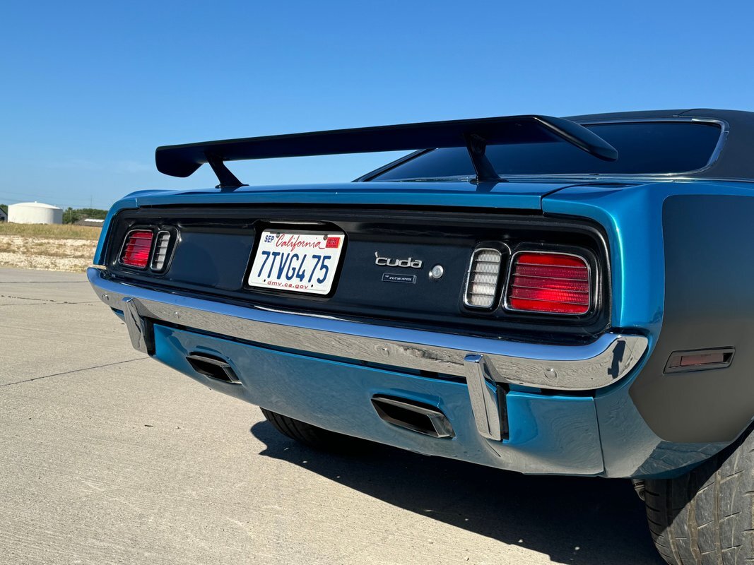 Plymouth-Barracuda-1971-8