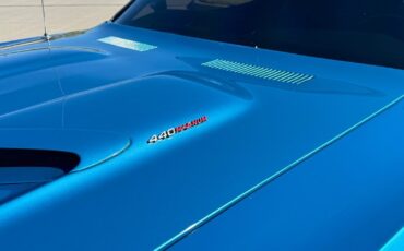Plymouth-Barracuda-1971-9