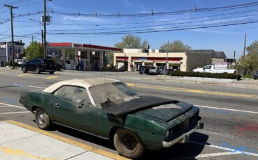 Plymouth-Barracuda-1974-Coupe-1