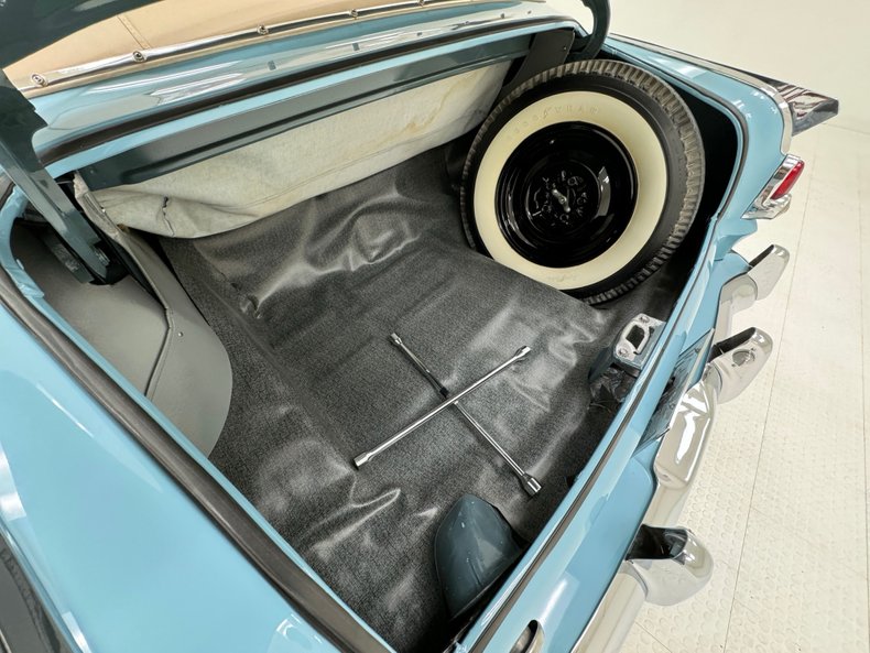 Plymouth-Belvedere-1954-San-Pedro-Blue-Blue-44