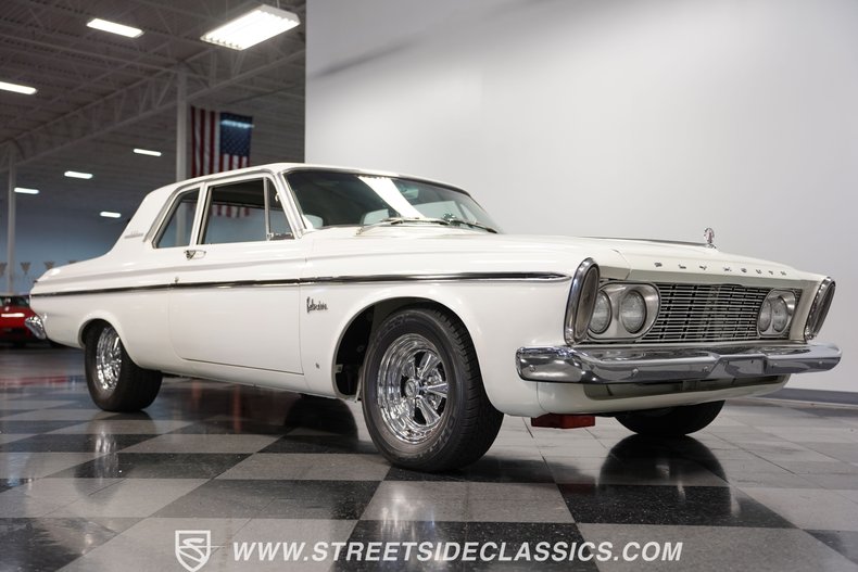 Plymouth-Belvedere-1963-White-Black-34