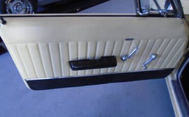 Plymouth-Belvedere-1963-Yellow-10