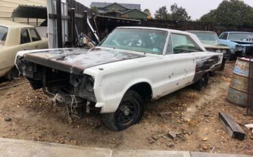 Plymouth-Belvedere-1967-Red-Red-3