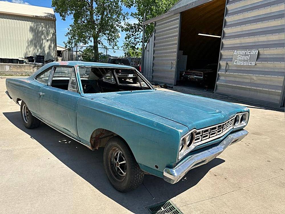 Plymouth-Belvedere-1968-custom-1
