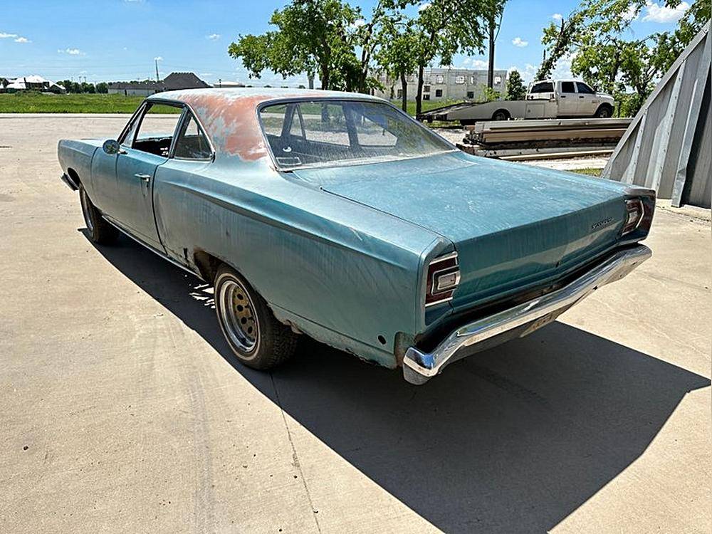 Plymouth-Belvedere-1968-custom-3
