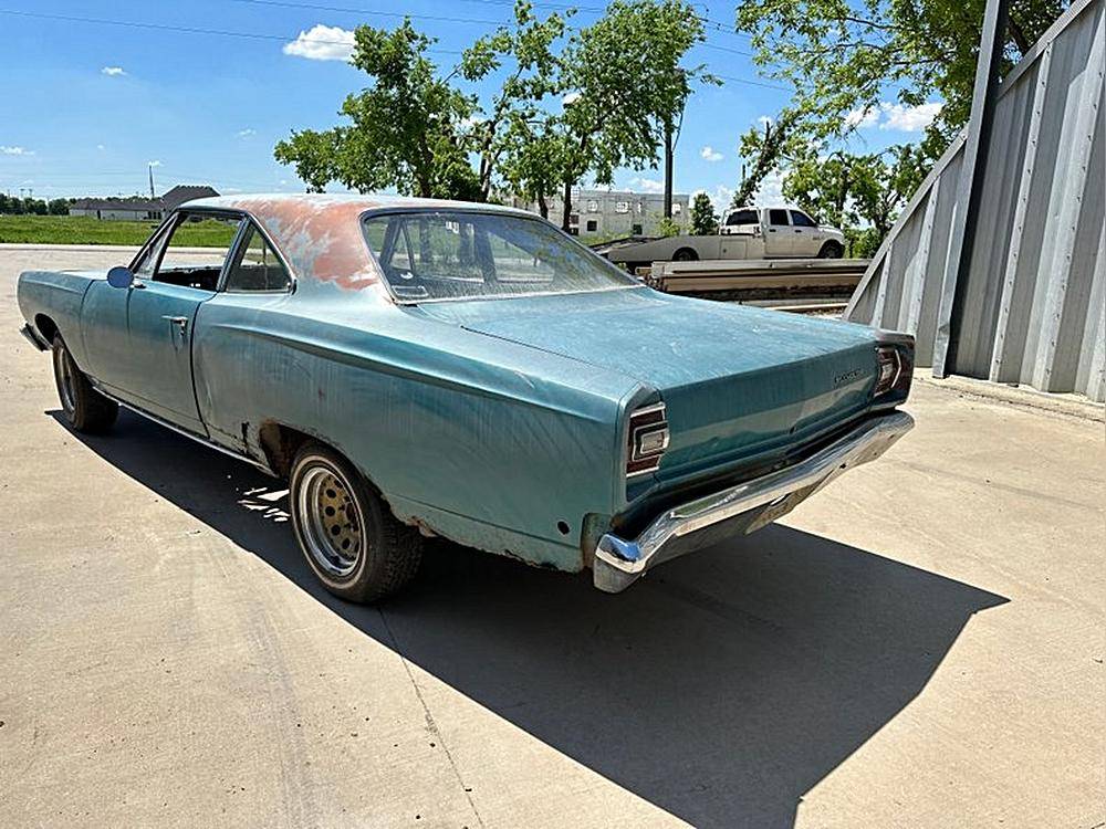Plymouth-Belvedere-1968-custom-4