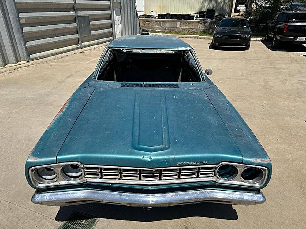 Plymouth-Belvedere-1968-custom-6