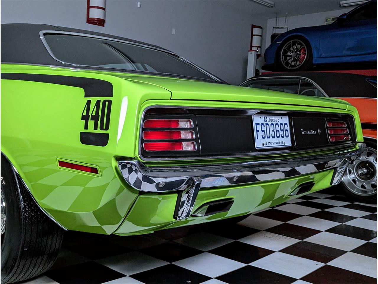 Plymouth-Cuda-1970-Lime-Light-Black-16