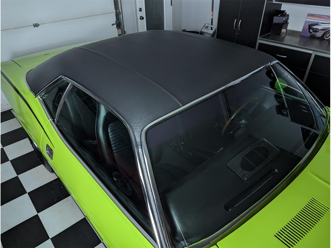 Plymouth-Cuda-1970-Lime-Light-Black-24