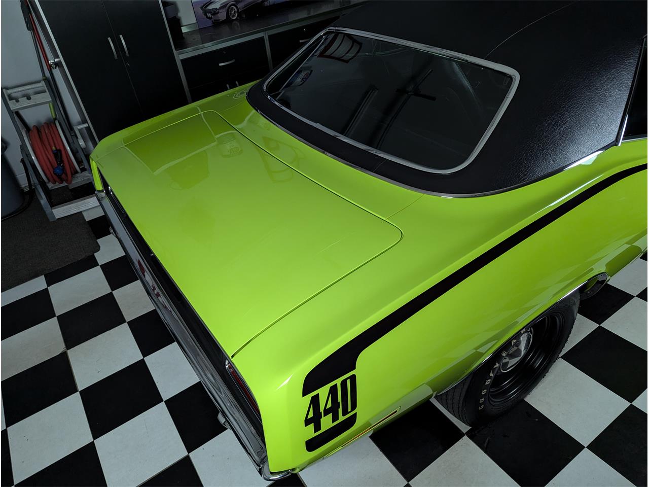 Plymouth-Cuda-1970-Lime-Light-Black-26