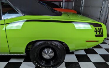 Plymouth-Cuda-1970-Lime-Light-Black-31