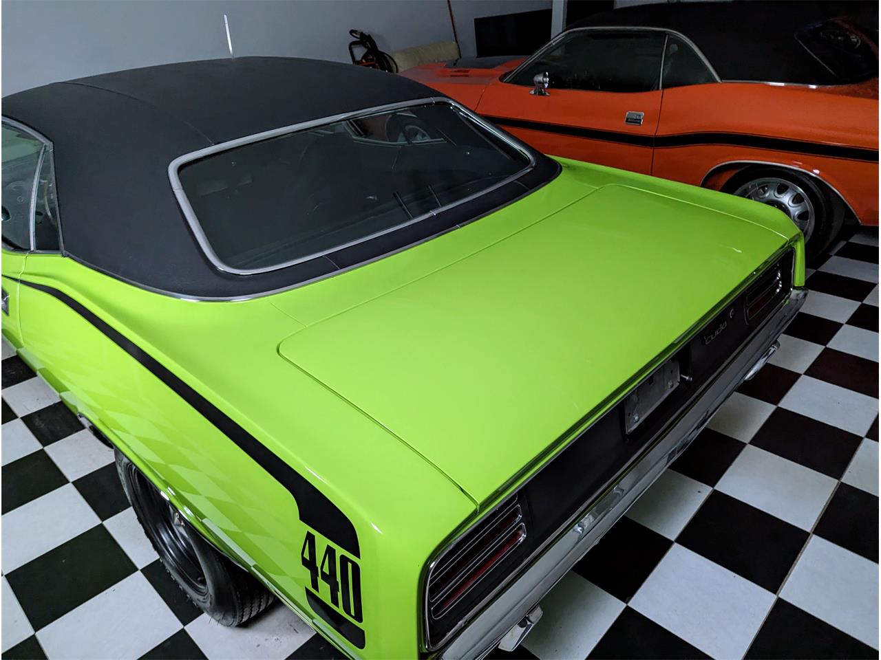 Plymouth-Cuda-1970-Lime-Light-Black-35