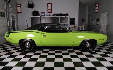 Plymouth-Cuda-1970-Lime-Light-Black-4
