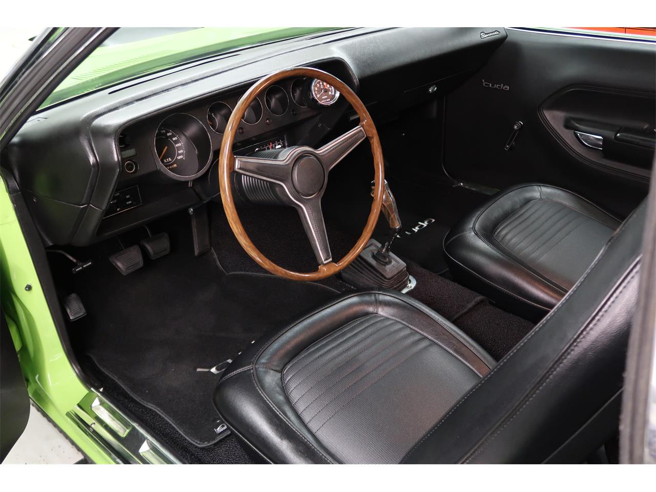 Plymouth-Cuda-1970-Lime-Light-Black-47
