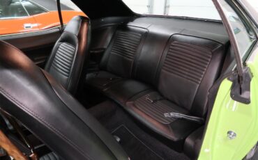 Plymouth-Cuda-1970-Lime-Light-Black-52
