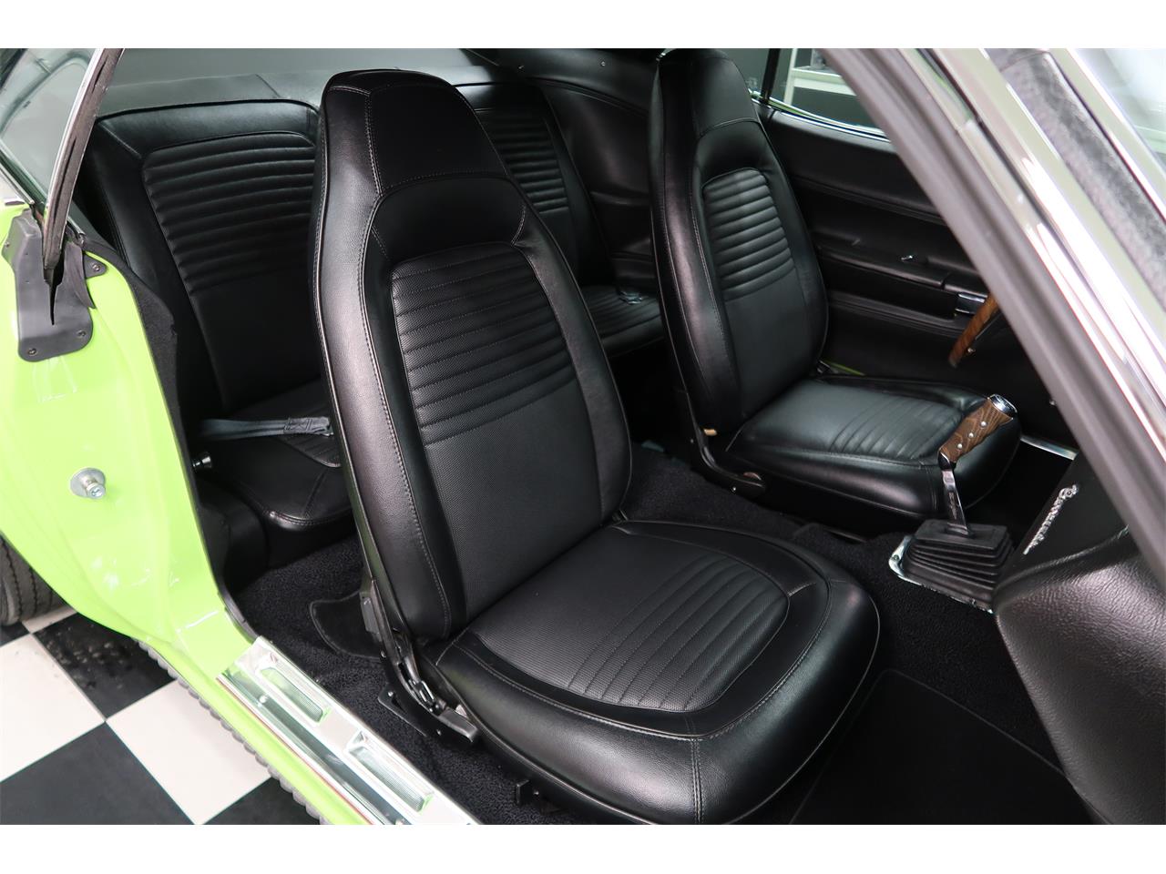 Plymouth-Cuda-1970-Lime-Light-Black-57