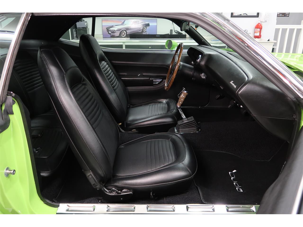 Plymouth-Cuda-1970-Lime-Light-Black-58